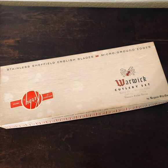 Vintage Warwick Cutlery Knife Set - Picture 8 of 8